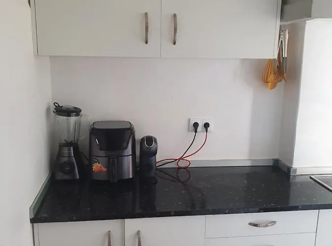 Sencilla Con Balcon Vigo